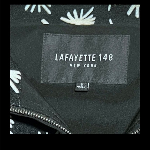 Lafayette 148 New York- Bryant Palmetto-Print Crepe Bomber Jacket. Size Small - Picture 6 of 8